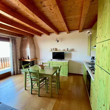 Apartment Conca Adrara San Rocco